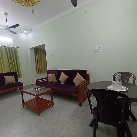 Sk Villa Homestay Puducherry Zewnętrze zdjęcie